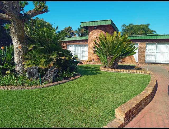 7 BEDROOM HOUSE FOR SALE IN DORANDIA